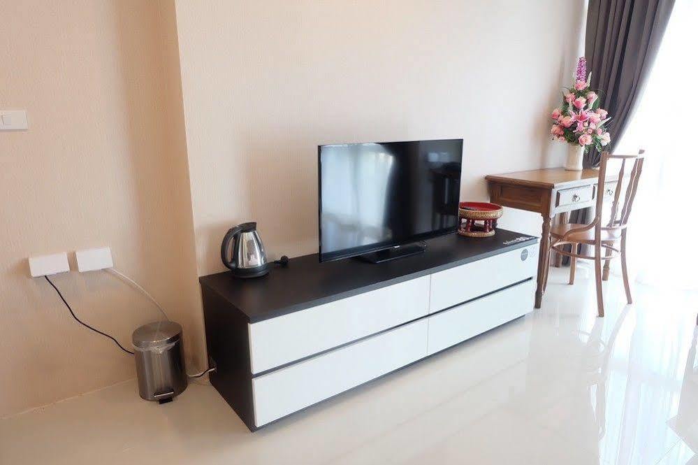Herry Residence Chiang Mai Buitenkant foto