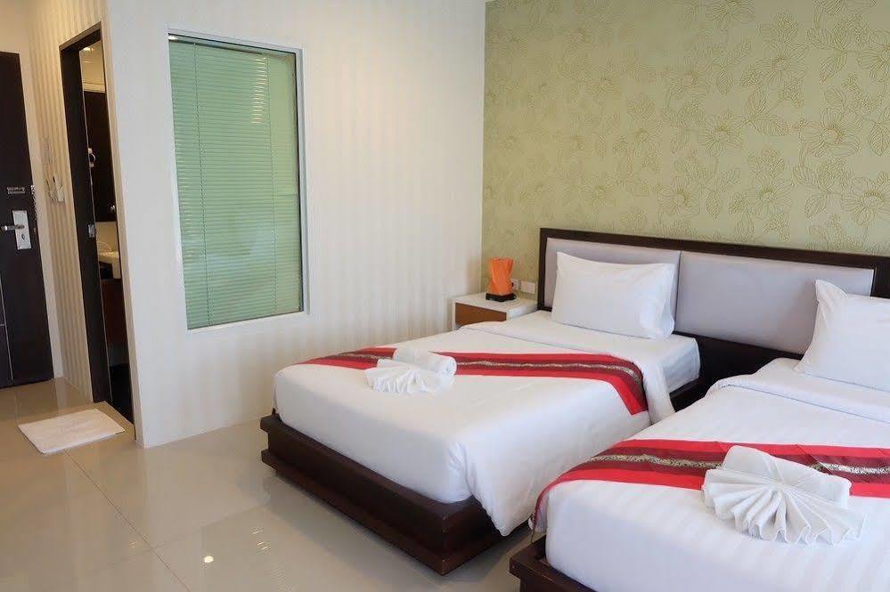 Herry Residence Chiang Mai Buitenkant foto